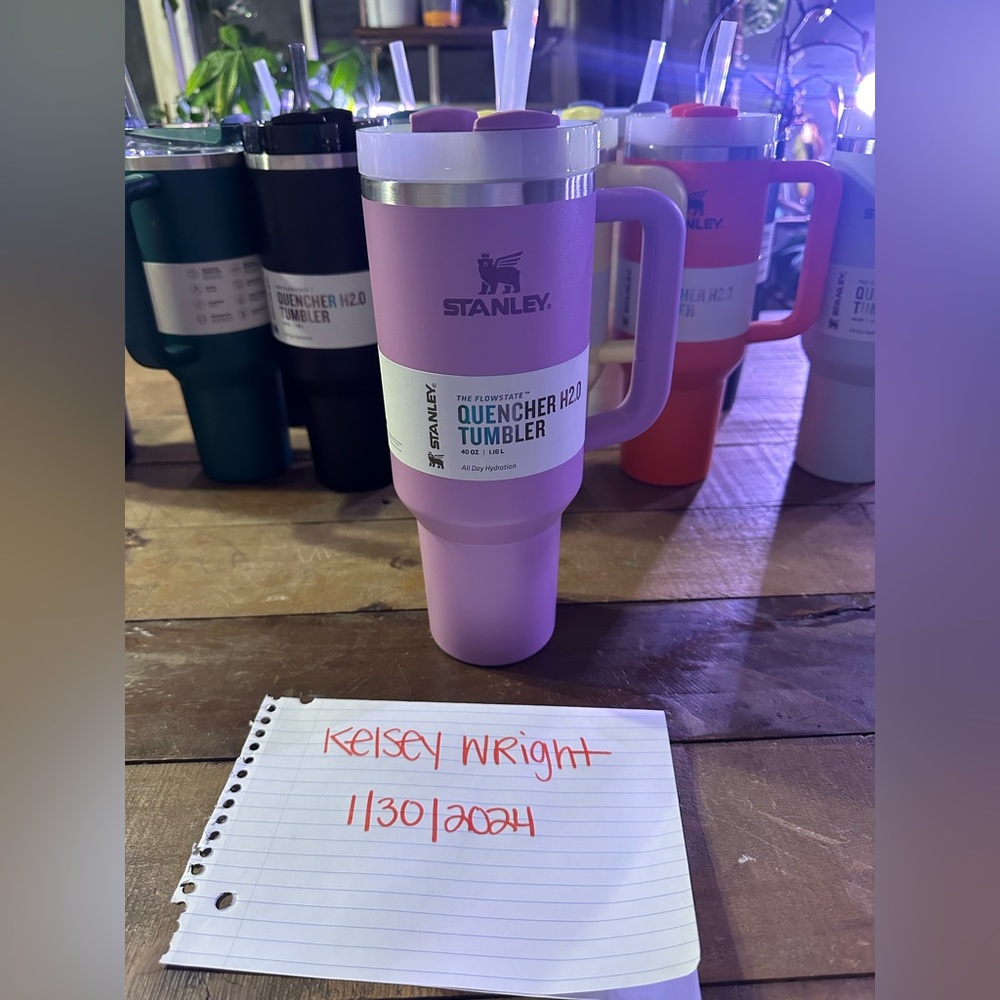 40 oz lilac Stanley cup UNRELEASED